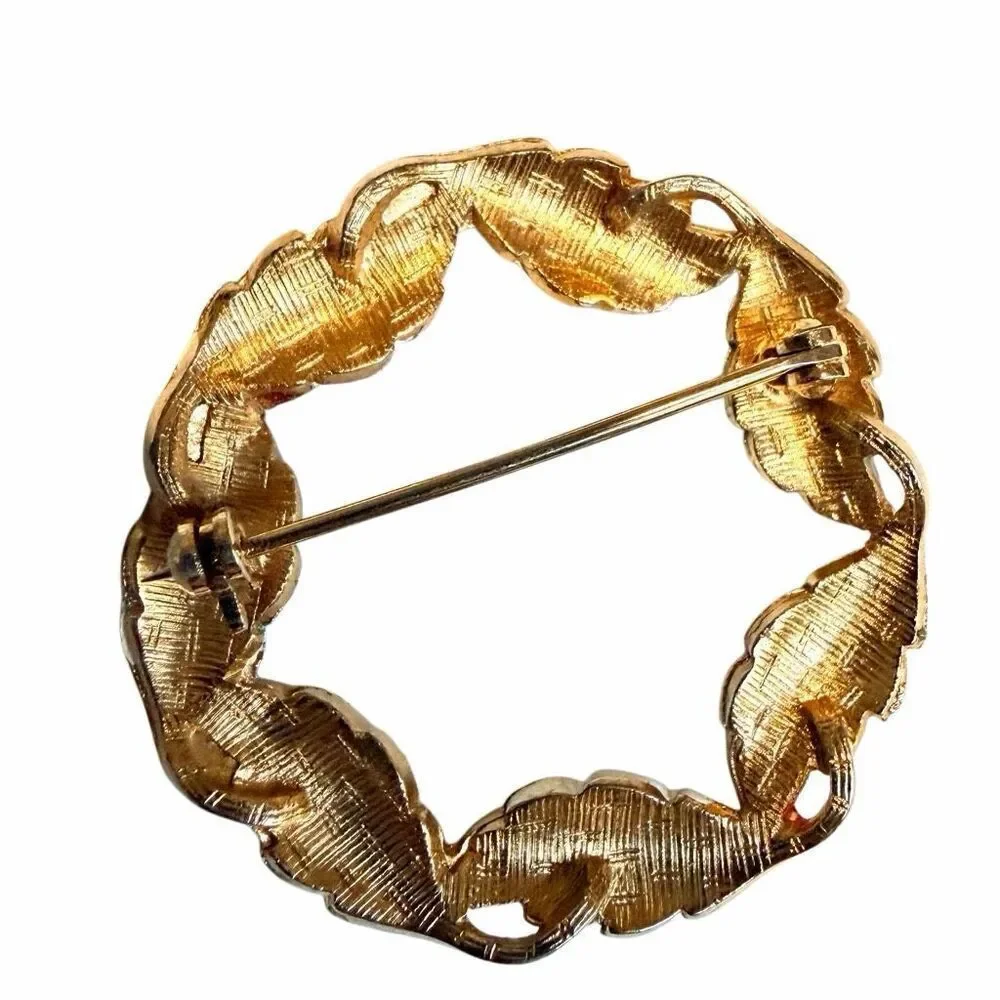 Vintage Gold Tone Enamel Leaf Wreath Circle Brooch